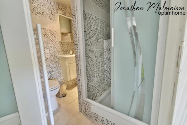 ✨ Propriété d’exception au cœur de Conches-en-Ouche – Piscine intérieure, sauna et studio indépendant