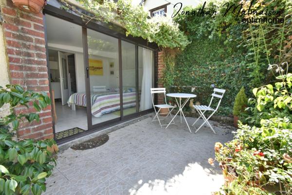 ✨ Propriété d’exception au cœur de Conches-en-Ouche – Piscine intérieure, sauna et studio indépendant