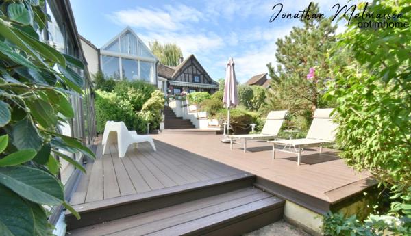 ✨ Propriété d’exception au cœur de Conches-en-Ouche – Piscine intérieure, sauna et studio indépendant