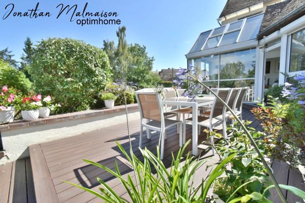 ✨ Propriété d’exception au cœur de Conches-en-Ouche – Piscine intérieure, sauna et studio indépendant