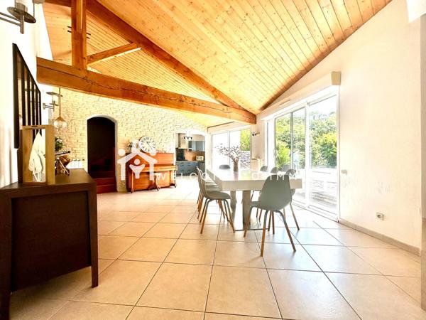 "LA MOULINETTE" - Maison familiale 4 chambres à vendre en EXCLUSIVITE, jardin et piscine - PERIGNY Périgny (17180)