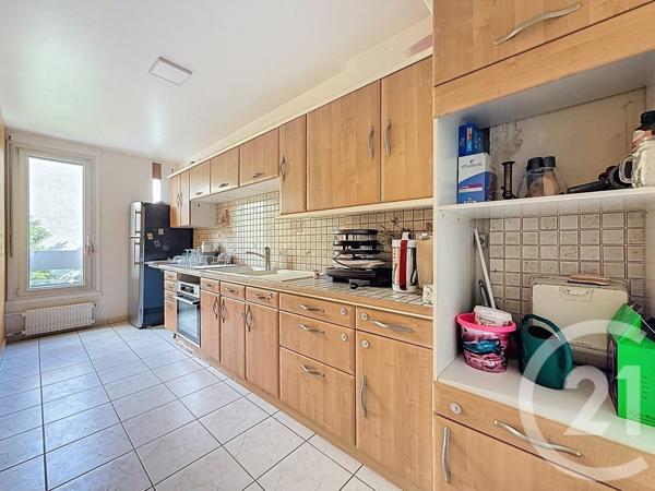 Appartement F3 à vendre  3 pièces - 65,85 m2 PARIS - 75011