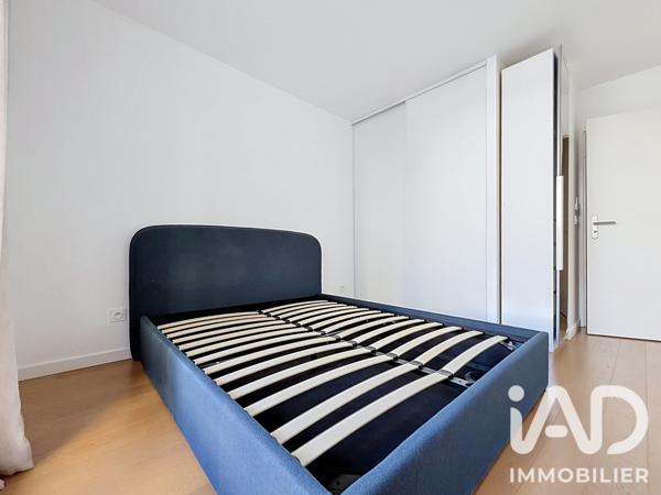 Location appartement 3 pièces 79 m² Levallois-Perret