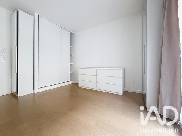 Location appartement 3 pièces 79 m² Levallois-Perret