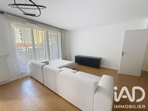 Location appartement 3 pièces 79 m² Levallois-Perret