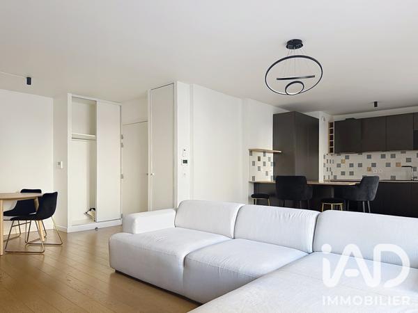 Location appartement 3 pièces 79 m² Levallois-Perret