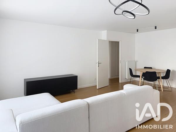 Location appartement 3 pièces 79 m² Levallois-Perret