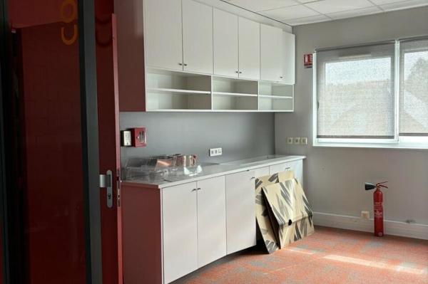 Location - BUREAUX 217 m 2