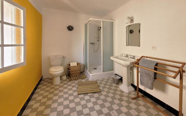 Maison à vendre    2 pièces • 48 m2 Vinon-sur-Verdon