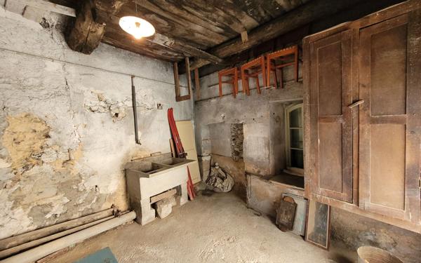 Maison à vendre    2 pièces • 48 m2 Vinon-sur-Verdon