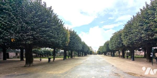 COURS CAMBRONNE - 6 PIECES - 220 M² - NANTES