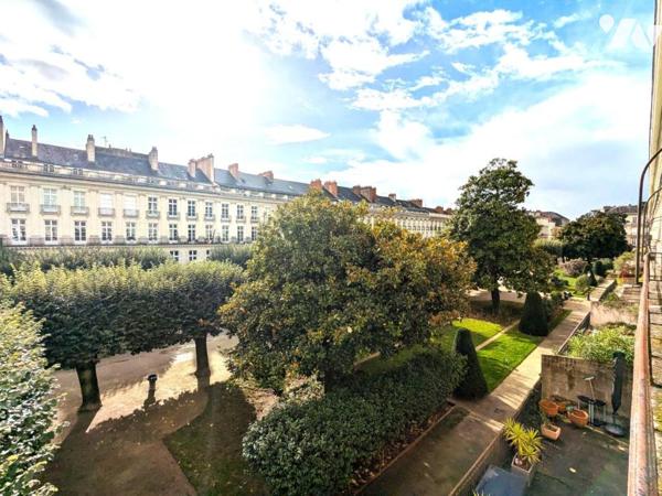 COURS CAMBRONNE - 6 PIECES - 220 M² - NANTES