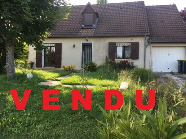 Menetou-Salon (18510) V E N D U Maison 6 pièces de 106m2 Garage sur parcelle arborée de 2013m2