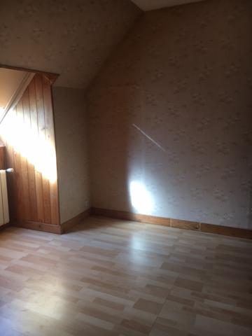 Menetou-Salon (18510) V E N D U Maison 6 pièces de 106m2 Garage sur parcelle arborée de 2013m2