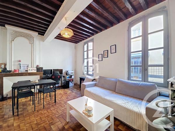 Immeuble à vendre  167 m 2   TARASCON  - 13