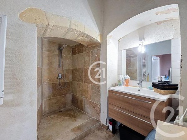 Immeuble à vendre  167 m 2   TARASCON  - 13