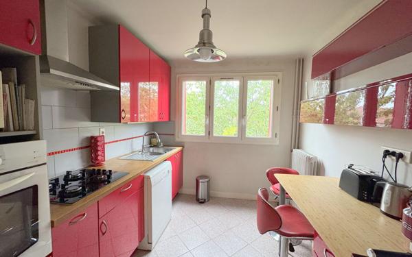 Maison à vendre    4 pièces •  Drancy