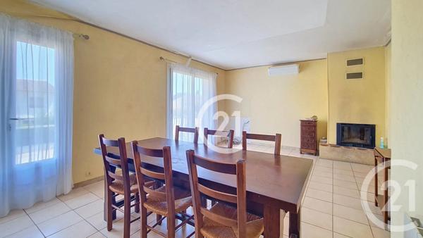 Maison à vendre  4 pièces - 79,33 m 2   RAPHELE LES ARLES  - 13