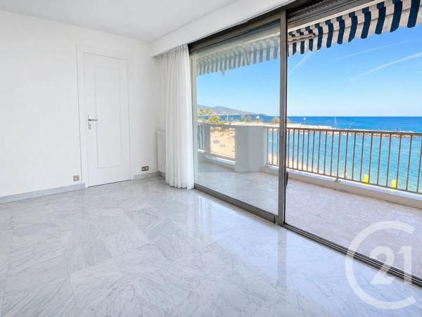 Appartement F2 à vendre  2 pièces - 43,06 m 2   ROQUEBRUNE CAP MARTIN  - 06