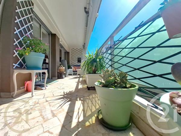 Appartement F2 à vendre  2 pièces - 49,01 m 2   CANNES  - 06