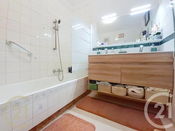 Appartement F2 à vendre  2 pièces - 49,01 m 2   CANNES  - 06