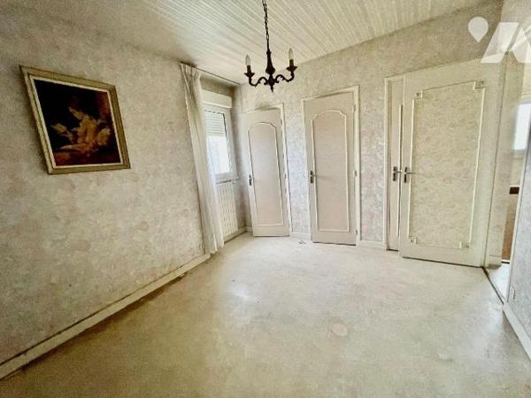 Maison à Vendre à Lannion (22300) dans un quartier résidentiel, écoles.

Au calme, maison de ...