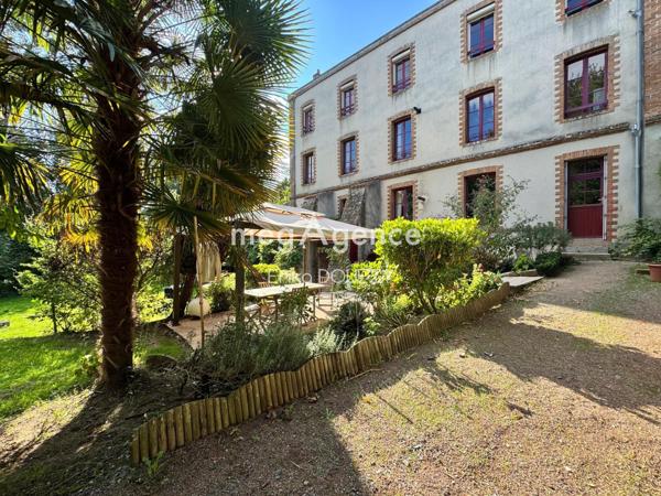 Maison à TREMENTINES, 49340 - 9 pièces 214m²