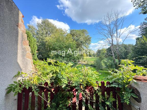 Maison à TREMENTINES, 49340 - 9 pièces 214m²