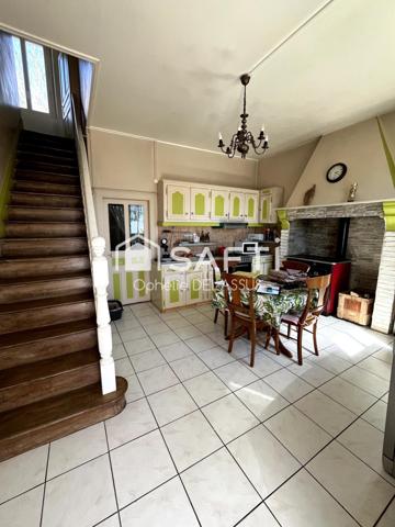 MAISON DE CARACTÈRE AVEC POTENTIEL D'AGRANDISSEMENT