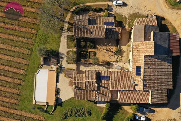 Valréas (84600) Propriété viticole en Provence