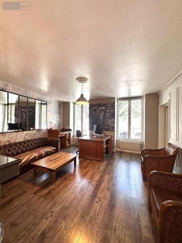 Appartement rénové à vendre à Belley dans l'Ain (01300), ref : 13890/118