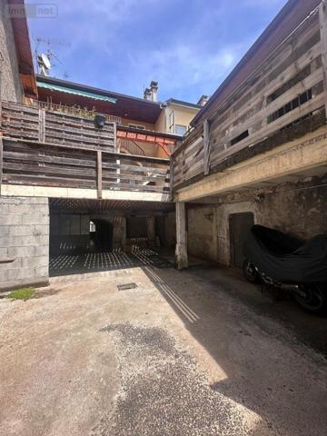 Appartement rénové à vendre à Belley dans l'Ain (01300), ref : 13890/118