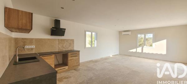 Maison à vendre 5 pièces 93 m² Goudargues