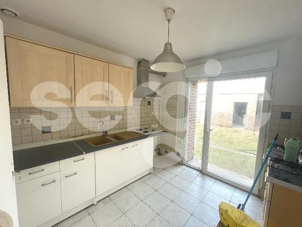 Location 3 Pieces 63 59450 Sin Le Noble 17 1773 01 0005