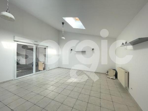 Location 3 Pieces 63 59450 Sin Le Noble 17 1773 01 0005