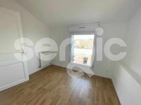 Location 3 Pieces 63 59450 Sin Le Noble 17 1773 01 0005
