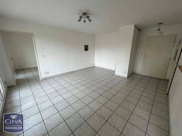 Appartement à vendre 2 pièces 39.63m² Saint-Germain-lès-Arpajon (91180)