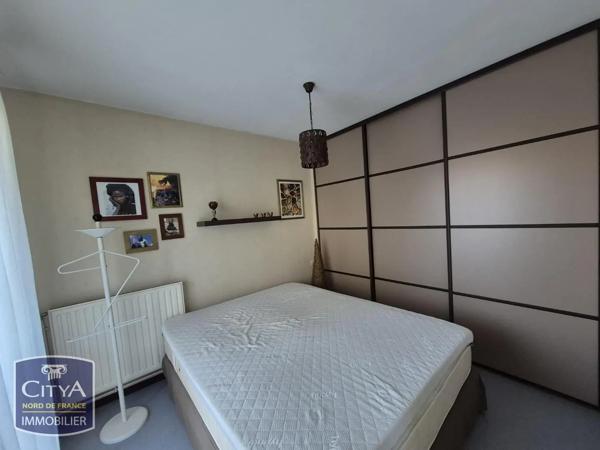 Appartement à louer 2 pièces 70.01m² Valenciennes (59300)