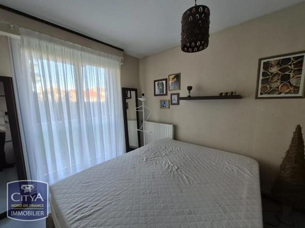 Appartement à louer 2 pièces 70.01m² Valenciennes (59300)