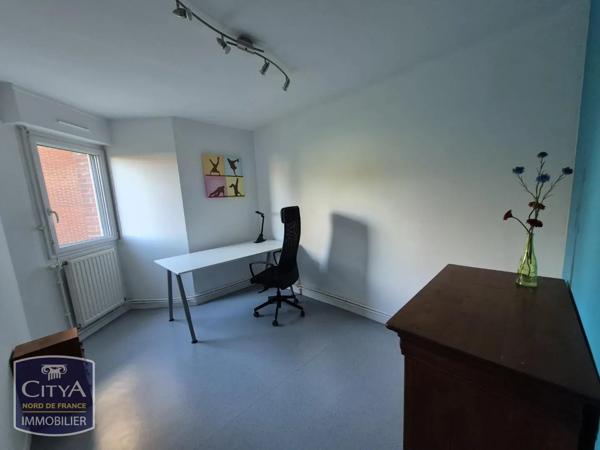 Appartement à louer 2 pièces 70.01m² Valenciennes (59300)