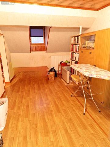 Maison de ville à vendre à Fontaine-lès-Dijon en Côte-d'Or (21121), ref : 21084-12   
Au coeur de l'ancien village