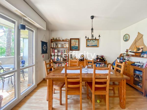 Appartement 5 pièces - 94 m² Exclusivité efficity