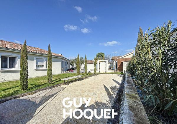 Maison Contemporaine de Plain Pied 4 Chambres + Garage + Piscine - 71570 LA CHAPELLE DE GUINCHAY