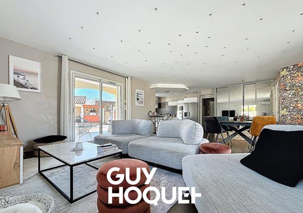 Maison Contemporaine de Plain Pied 4 Chambres + Garage + Piscine - 71570 LA CHAPELLE DE GUINCHAY