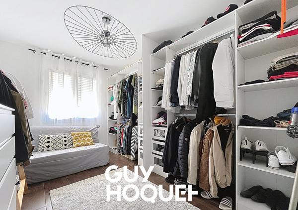 Maison Contemporaine de Plain Pied 4 Chambres + Garage + Piscine - 71570 LA CHAPELLE DE GUINCHAY