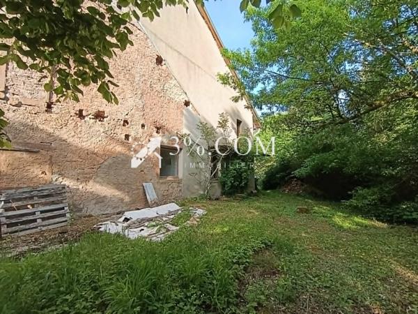 Ferme
                                                                                                                                                                                                                                                                                                                        5 pièce(s)                                                                                                                                                                                                          2 chambre(s)                                                                                                                                                                                                          130  m²
