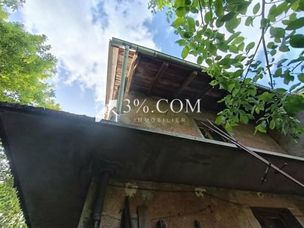 Ferme
                                                                                                                                                                                                                                                                                                                        5 pièce(s)                                                                                                                                                                                                          2 chambre(s)                                                                                                                                                                                                          130  m²