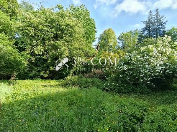 Ferme
                                                                                                                                                                                                                                                                                                                        5 pièce(s)                                                                                                                                                                                                          2 chambre(s)                                                                                                                                                                                                          130  m²