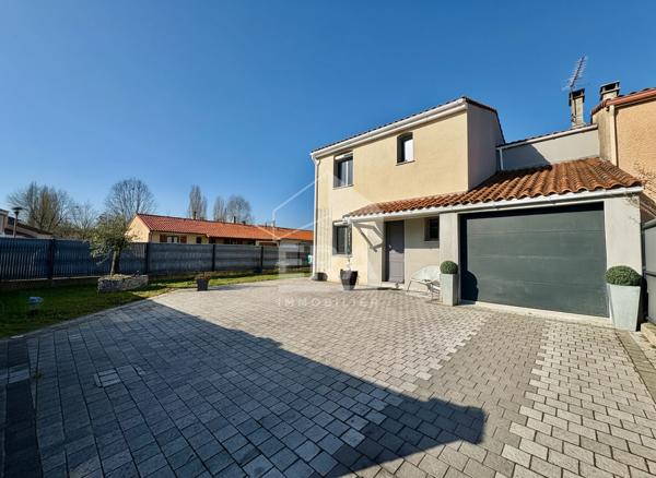 Maison 4 pièces à vendre à Odos - Exclusivité ERA ANGLADE IMMOBILIER