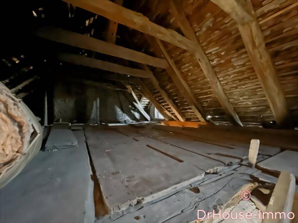 Maison à vendre 7 pièces de 300 m²